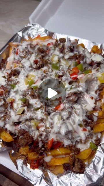 Philly Cheesesteak Fries Recipe, Steak And Cheese Fries, Loaded Philly Cheesesteak Fries, Philly Cheese Steak Loaded Fries, Philly Cheese Fries, Sides With Philly Cheese Steak, Loaded Steak Fries Recipes, Philly Cheese Steak Fries Recipe, Steakums Cheesesteak