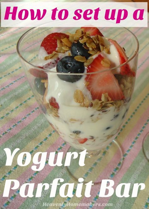 Here's a fun idea for setting up an easy Yogurt Parfait Bar to feed your family quickly in the morning! Parfait Bar Ideas, Yogurt Parfait Bar Buffet, Yogurt Bar Ideas, Yogurt Parfait Party, Best Breakfast Bars, Yogurt Parfait Bar, Breakfast Yogurt Parfait, Parfait Bar, Baby Shower Brunch Food