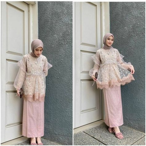 Photo by Butik : Dress,Kebaya,Pengantin on June 10, 2021. May be an image of 2 people, people standing and headscarf. Ootd Wisuda Hijab, Bresmaid Dresses Muslim, Brokat Wisuda, Dress Brokat Modern, Model Dress Kebaya, Kondangan Outfit, Batik Dress Modern, Kebaya Modern Dress, Kebaya Brokat