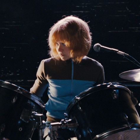 Alison Pill - Kim Pine Kim Pine Pfp, Kim Pine Icon, Kim Scott Pilgrim, Kim Pines, Kim Pine, Someone Like U, Alison Pill, Scott Pilgrim Vs The World, Female Celebrity Crush