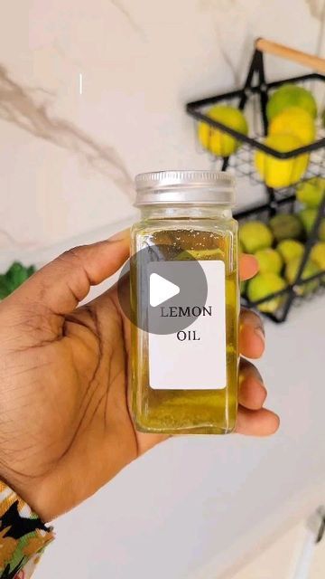 Raphiat ♥️ on Instagram: "DIY LEMON OIL for radiant skin and for cooking.  Lovelies 😊 in all you do please don't dispose your lemon peels. They are really useful 💯 Hope you found this content helpful?  Last time I showed you how to make a lovely spice mix from lemon peels and today we are making lemon oil. There are alot of cool things to do with lemon or any citrus fruit." Lemon Skin Care, Lemon Peel Recipes, Lemon Peels, Lemon Skin, Drinking Lemon Water, Cool Things To Do, Tooth Powder, How To Make Oil, Spice Mix