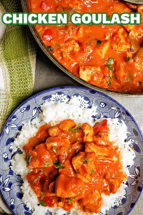 Easy Chicken Goulash, a delicious one-pot meal that is ready in 30 minutes. Packed with great flavours, this stew makes a great comfort food for the whole family. It's low carb, gluten free, and high protein. This delicious Hungarian Chicken Goulash is a great midweek dinner that is so easy to make, and can be used with just a few simple ingredients. If you are looking for quick and easy dinner recipes, this dish is for you. It's easy, it's healthy, it's chicken! Chicken Goulash Hungarian, Chicken Goulash Recipes, Midweek Meals Families, Gulosh Recipe, Chicken Goulash, Goulash Slow Cooker, Hungarian Chicken, Goulash Recipe, Quick And Easy Dinner Recipes