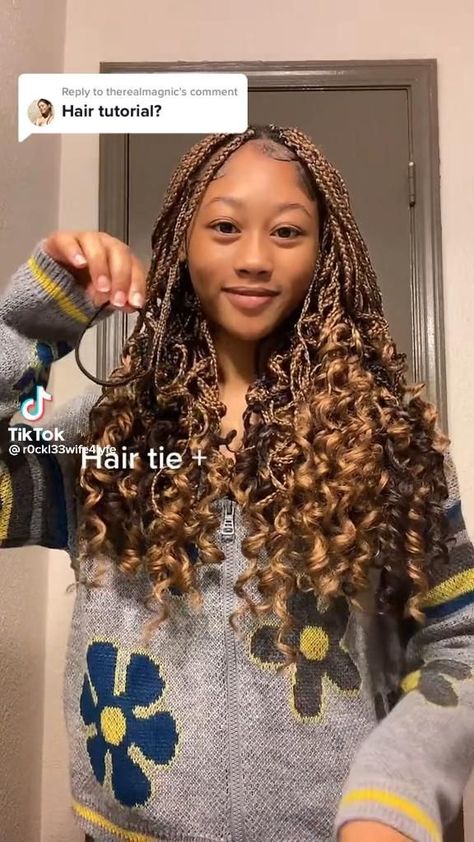 Hairstyles To Try On Braids, Styles For Curly Knotless Braids, Box Braids With Burnt Ends, Hairstyles For Peak A Boo Braids, Braid Styles To Do On Yourself, Long Flat Twist Hairstyles, Hairstyles To Do With Box Braids With Curls, Styles To Do With Box Braids With Curls, Hairstyles For Curly Box Braids