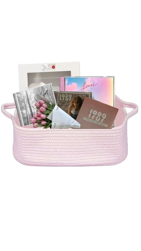 Taylor Swift Basket, Taylor Swift Gift Basket, Taylor Swift Christmas, Christmas Basket, Christmas Baskets, Christmas Gift Baskets, Gift Basket, Gift Baskets, So Cute