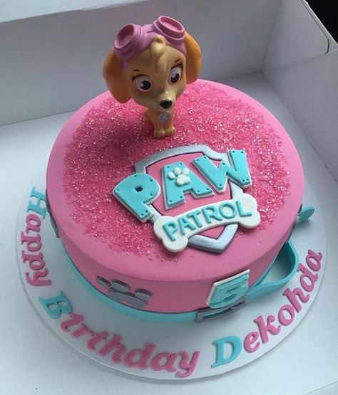 Another one of my popular girl themed paw patrol cakes  I hope Dekohda had a… Paw Patrol Cakes, Skye Paw Patrol Cake, Skye Paw Patrol Party, Paw Patrol Birthday Cake, Paw Patrol Girl, Skye Paw, Torte Cupcake, 3rd Birthday Cakes, Paw Patrol Cake