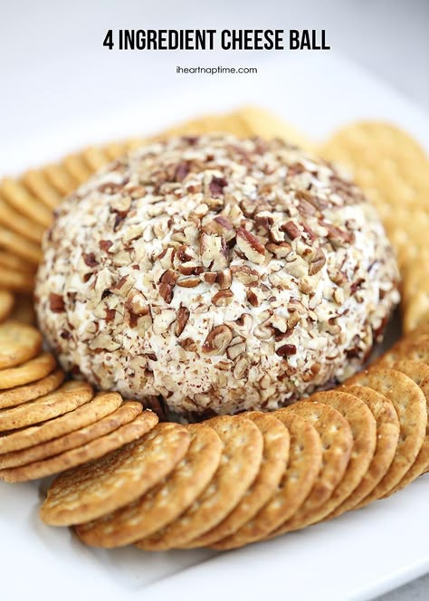 4 ingredient cheese ball -hands down one of the easiest and yummiest recipes to serve at your next holiday party! Beef Pineapple, Dried Beef, Diy Easy Recipes, I Heart Naptime, Cheese Ball Recipes, Classic Party, Cheese Balls, Party Appetizers, 4 Ingredient