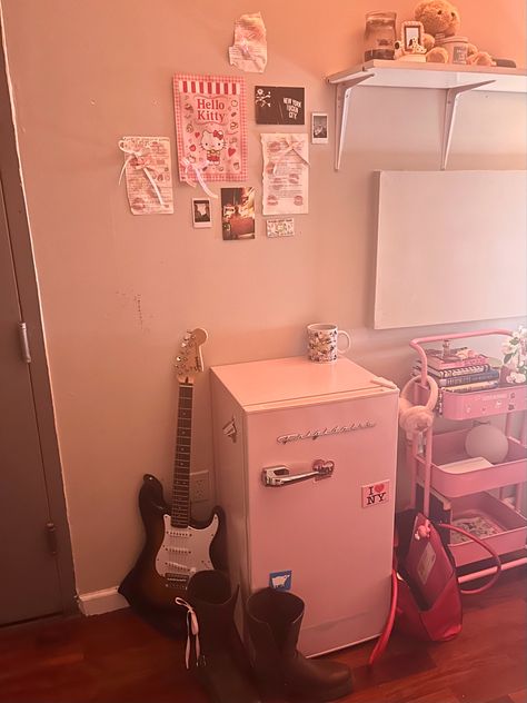 Hello Kitty Mini Fridge, Cute Mini Fridge In Bedroom, Mini Fridge In Bedroom Ideas, Kawaii Mini Fridge, Aesthetic Mini Fridge, Room Inspo Wall Decor, Mini Fridge Aesthetic, Fridge In Bedroom, Fridge Room