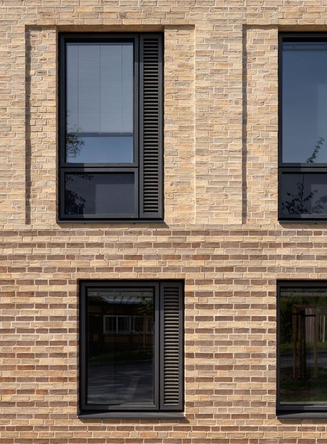 Gerontopsychiatric Center Großschweidnitz – kleihues+kleihues Frit Glass Facade, Facade Pattern Architecture, Window Architecture, Brick Cladding, Brick Detail, Brick Arch, Concrete Architecture, Brick Architecture, Architecture Building Design