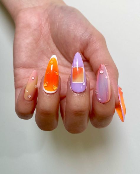 Miami Sunset 🌅 📍Nail Art by Jennie 📍Location: 3832 Wilshire Blvd ste 101, Los Angeles, CA 90010 📍 For booking: www.lelaninailspa.com •Text or Call : +1 (213) 817-0727 • Opening hours: -Monday to Saturday 10:00am - 7:00pm -Sunday : Closed 🅿️ Parking : We have big parking lot for free before 4pm. After 4pm gonna be Valet for $2. You can entry to the salon from the back after you park. #nail #nailsofinstagram #naildesign #nailaddict #nailporn #nailsalon #koreantownla #newbusiness #fypa... Gelpolish Design, Sunset Nail Art, Miami Sunset, Sunset Nails, New Bus, Opening Hours, Nail Spa, Parking Lot, Gel Polish