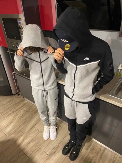 Central Cee Nike Tech, Cold Streetwear, Nike Tech Fleece Outfit Men, Nike Tech Fleece Tracksuit, Drip Outfits, Uk Drill, Uk Drip, Nike Tech Fleece Hoodie, Hoodie Outfits