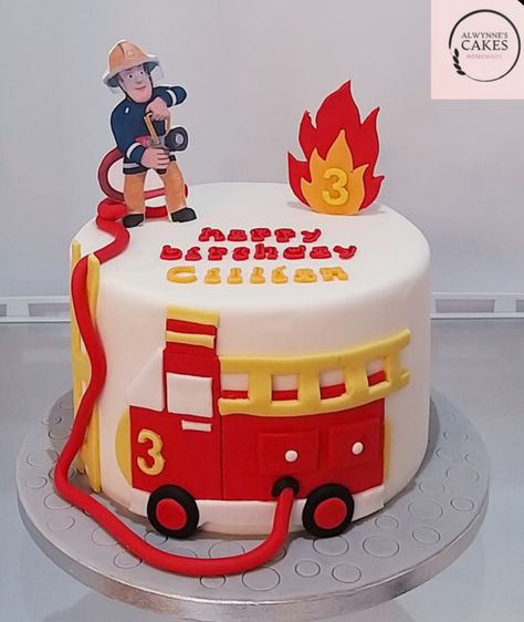 Fireman 3rd Birthday Cake, Fireman Cake Ideas, Firetruck Birthday Cakes, Fire Truck Cakes For Boys, Firefighter Cake Ideas, Fireman Birthday Cake, Firetruck Birthday Cake, Fire Truck Birthday Cake, Fireman Sam Birthday Cake