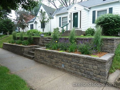 How To Build A Retaining Wall [Video] | Axel Landscape Sloped Front Yard, Wall Video, Backyard Retaining Walls, Terraced Landscaping, Building A Retaining Wall, Yard Drainage, Front Yards Curb Appeal, Landscaping On A Hill, Sloped Yard