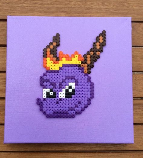 Bottlecap Table, Modele Pixel Art, Pixel Beads, Beads Candy, Spyro The Dragon, Perler Bead Templates, Hama Bead, Diy Perler Bead Crafts, Bead Sprite