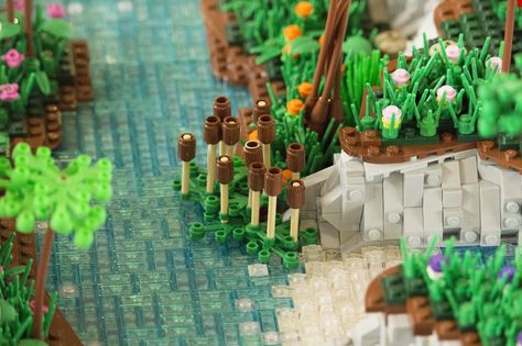 Water Reeds | From the South Warren Falls at Brickvention 20… | Bricktease | Flickr Lego Bridge, Lego Zoo, Castle Landscape, Lego Tree, Lego Village, Lego Universe, Lego Sculptures, Lego Diy, Lego Castle