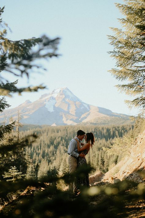 Oregon Engagement Photos, Oregon Sunset, Forest Engagement Photos, Washington Mountains, Mt Hood Oregon, Oregon Forest, Adventure Engagement Photos, Proposal Pictures, Oregon Photography