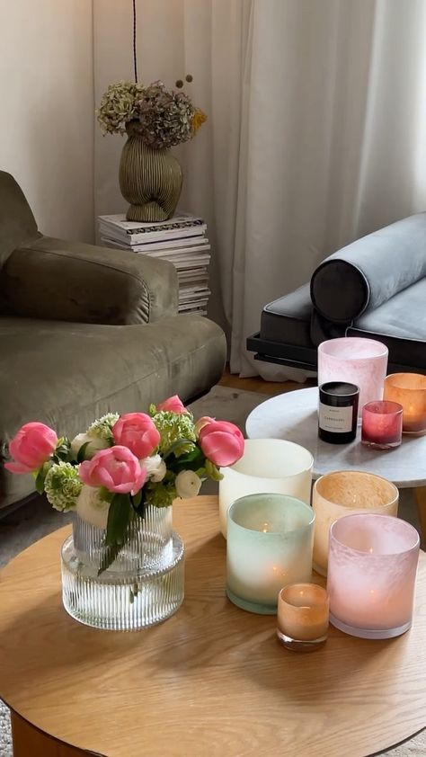 Spring Living Room Decor, Spring Living Room, Candle Obsession, Interiors Dream, Candle Aesthetic, Home Board, Coffee Decor, Future Apartment, Bedroom Goals