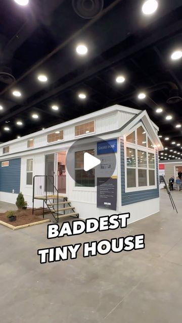 Small Home Cottage, Perfect Tiny House, How To Decorate A Tiny House, Tiny Home Renovations, Tiny Home Interior Ideas Layout, Affordable Tiny Homes, Tiny Home Videos, Backyard House Ideas Tiny Homes, Luxury Tiny House Interior