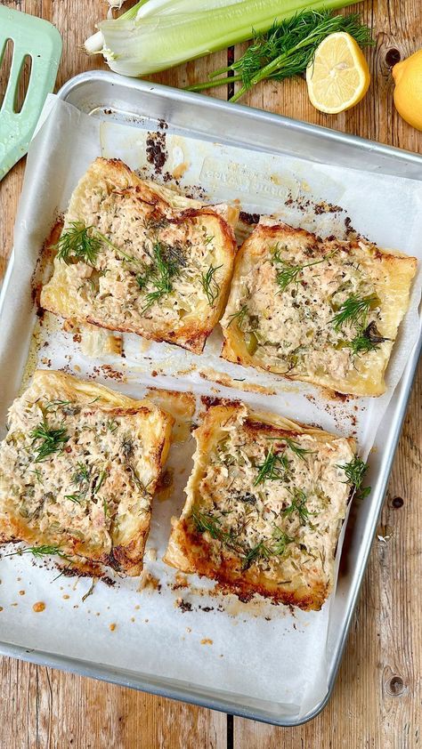 Dominic Franks | Upside Down Tuna Melt #recipe ⬇️ 1 sheet ready-rolled puff pastry 2 x 160g tins tuna (I used @sainsburys taste the difference albacore… | Instagram Tuna Puff Pastry Recipe, Dominic Franks, Horseradish Mayo, Tuna Melt Recipe, Tuna Steak, Melt Recipe, Tuna Melt, Albacore Tuna, Horseradish Sauce