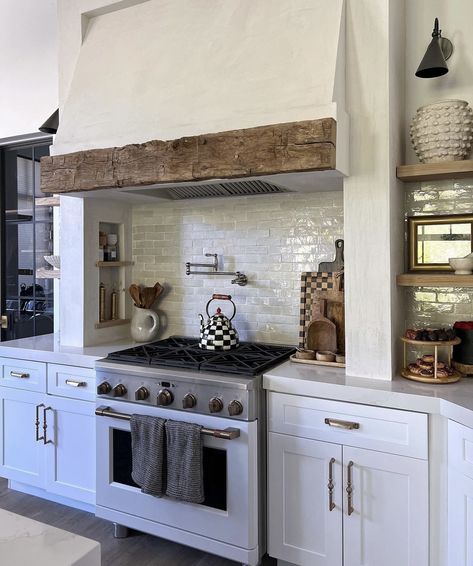 Creamy White Kitchen, Log Home Kitchen, Oven Hood, Custom Range Hood, Kitchen Hoods, White Kitchen Design, Kitchen Stove, Range Hood, Custom Kitchen