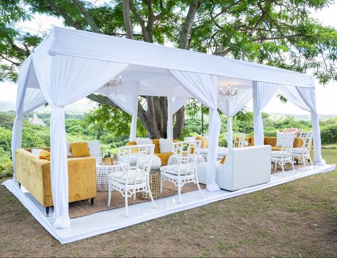 Cabana Tent Wedding, Cabana Tent Decor, White Tent Party Backyards, Tent Set Up Ideas Inside, Lobola Decor, Clear Tent With Draping, Outdoor Tent Party, Emerald Wedding Decor, Clear Reception Tent