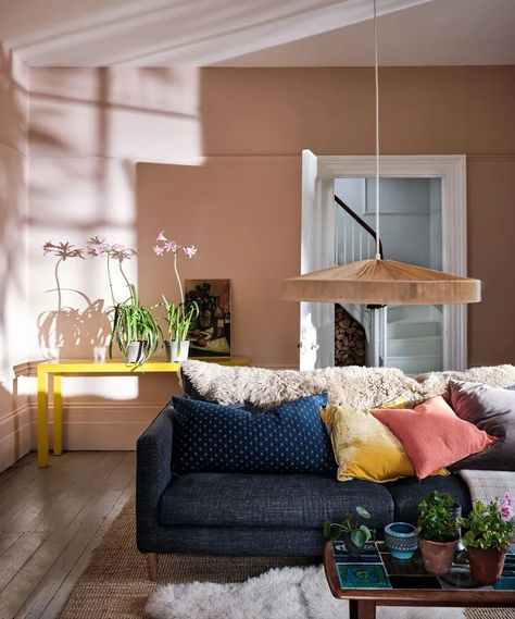 These Are The Best Neutral Paints To Choose Depending On Your Room's Orientation – According To Color Experts 2 Sulking Room Pink Living Room, Templeton Pink Farrow And Ball, Sulking Room Pink Farrow And Ball, Farrow Ball Setting Plaster, Sulking Room Pink, Setting Plaster, Pink Rooms, Farrow And Ball Paint, Decorating Advice