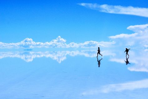 Bolivia's Salar de Uyuni Bolivian Salt Flats, Bolivia Salt Flats, Uyuni Salt Flats, Salt Flats, Salou, Hobart, Places Around The World, Bolivia, Most Beautiful Places