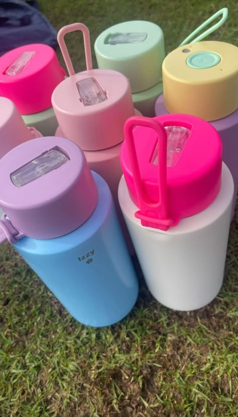 Preppy Frank Green, Aesthetic Frank Green, Frank Green Colour Combos, Frank Green Combos Aesthetic, Frank Green Water Bottle Combos, Cute Frank Green Combos, Frank Green Combos, Frank Greens, Pinkity Drinkity