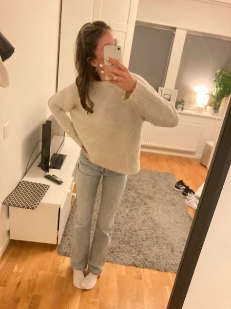 Stolkhome Girl Outfits, Stolkhome Girl Aesthetic, Stolkholm Style, Stockholm Outfit, Simple Outfit Ideas, Outfit Boards, Clothing Board, School Fit, New Lifestyle