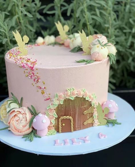 19 + Beautiful Fairy themed baby shower ideas 2022 Fairy Tea Party Birthday Cake, Fairy Party Birthday Cake, Buttercream Fairy Birthday Cake, Magical Cakes Birthday, Fairy Garden Theme Cake, Fairy Tea Party Cake, Fairy Garden Cakes For Girls Birthday, Enchanted Garden Birthday Cake, Fairy Garden Smash Cake