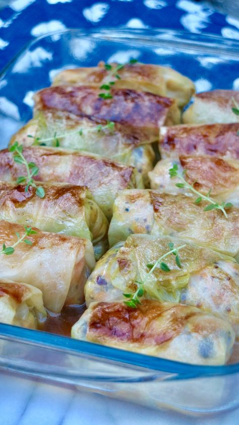 Vegetarian Cabbage Recipes, Vegetarian Cabbage Rolls, Vegan Cabbage Rolls, Simple Eating, Steamed Cabbage, Vegetarian Recipes Dinner Healthy, Cabbage Rolls Recipe, My Generation, Cabbage Casserole