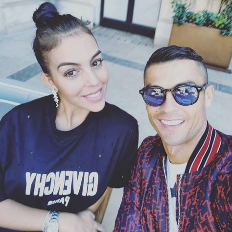 Cristiano And Georgina, Cr7 And Georgina, Messi Wife, Georgina And Ronaldo, Cristiano Georgina, Ronaldo And Georgina, Ronaldo Wife, Messi And Wife, Ronaldo Georgina