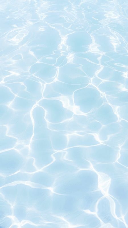 Light Blue Water Aesthetic, Light Blue Ipad Wallpaper Aesthetic, Water Wallpaper Ipad, Iphone Background Aesthetic Blue, Blue Summer Wallpaper Aesthetic, Light Blue Summer Wallpaper, Blue Water Aesthetic Wallpaper, Pale Blue Aesthetic Wallpaper, Pastel Blue Background Aesthetic