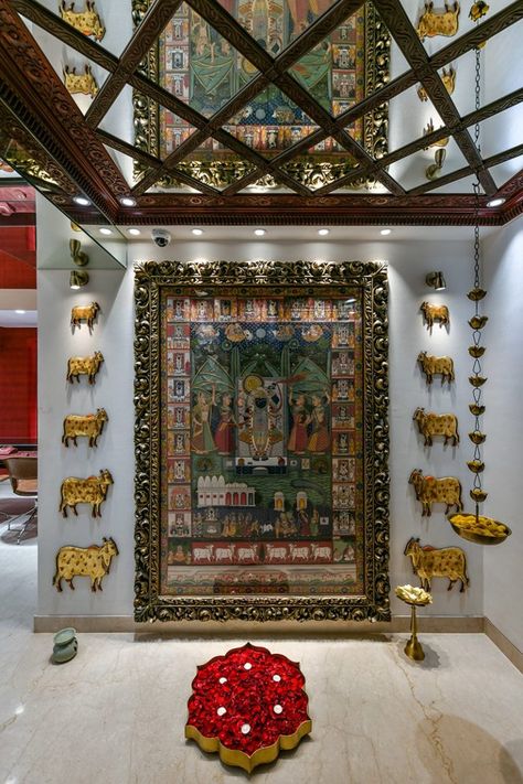 Indian Room, Indian Room Decor, Mandir Design, India Home Decor, Temple Design For Home, Indian Interiors, Indian Home Design, Indian Home Interior, Ethnic Home Decor