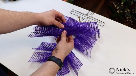 Nick's Seasonal Décor - How to make a deco mesh cross! Deco Mesh Crosses, Mesh Cross Wreath Diy, Mesh Cross Wreath How To Make, Deco Mesh Cross Wreath Diy, Wire Cross Wreath Diy, Deco Mesh Cross, Random Desserts, Cross Wreath Diy, Old Cd Crafts