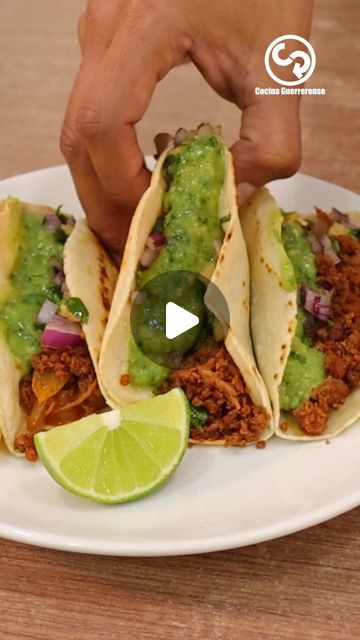 Cocina Guerrerense on Instagram: "Tacos de carne adobada"