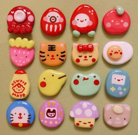 Ceramic Charms, Clay Keychain, Clay Magnets, Air Dry Clay Projects, Tanah Liat, Clay Diy Projects, Clay Crafts Air Dry, Clay Baby, Cute Polymer Clay