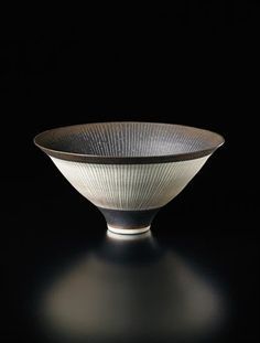 140 Lucie Rie ideas | ceramics, pottery, ceramic art Lucie Rie, Glaze Ideas, 17 December, 15 December, Keramik Design, Beautiful Bowls, Sgraffito, Pottery Designs, Ceramic Vessel