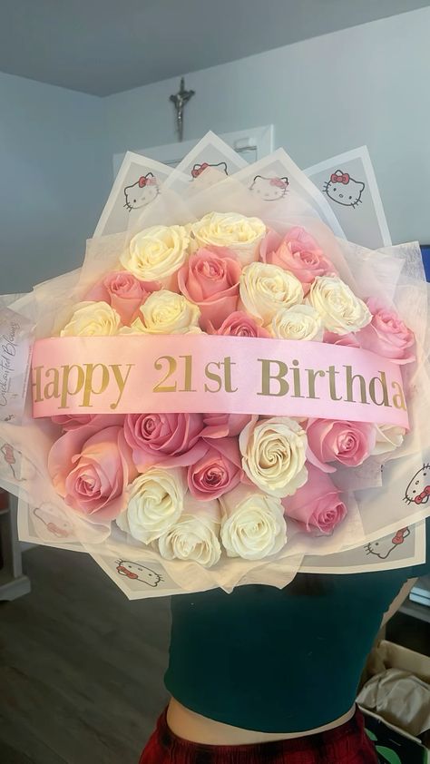 21st birthday bouquet. Pink and white roses. 21 Birthday Bouquet, 21st Birthday Ideas Flowers, 21st Birthday Flowers, 21st Birthday Flower Bouquet, Pink Flower Bouquet Birthday, 21st Birthday Bouquet, Bouquet Pink And White, Pink And White Roses, Birthday Bouquet