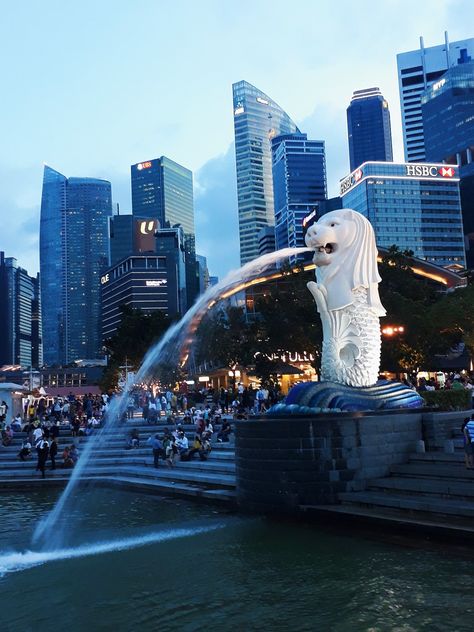 #singapore #merlion #sg #mascot #lion #park Singapore Moodboard, Singapore Lion, Singapore Merlion, Merlion Singapore, Jamie Chua, Travel Singapore, Singapore Sling, Visual Board, Singapore Travel