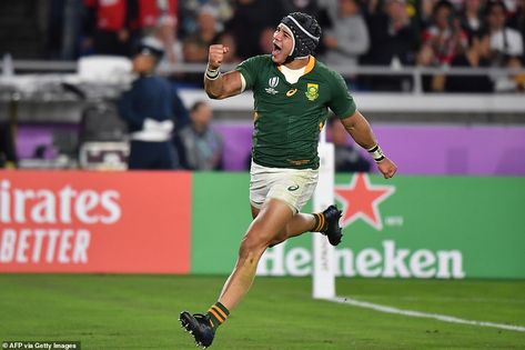 Cheslin Kolbe, Cold Pics, Manu Tuilagi, Go Bokke, Springbok Rugby, Tv Lounge, Rugby Boys, Small Tv, First World Cup