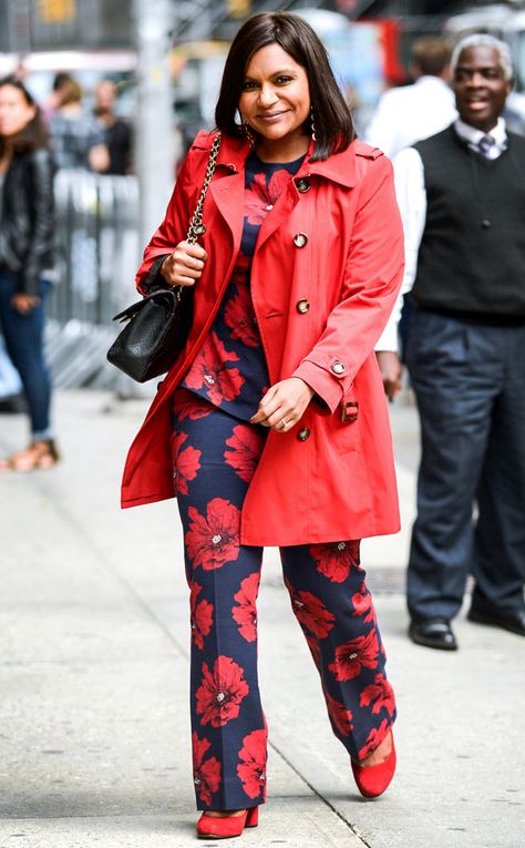 Mindy Kaling from The Big Picture: Today's Hot Pics Flower power! The Mindy Project star shows of her unique style while arriving for a taping of The Late Show With Stephen Colbert. Mindy Kaling Style, Mindy Project Style, Style Quotes, Mindy Project, The Mindy Project, Mindy Kaling, Fashion Quotes, Celebrity Dresses, Jacket Style