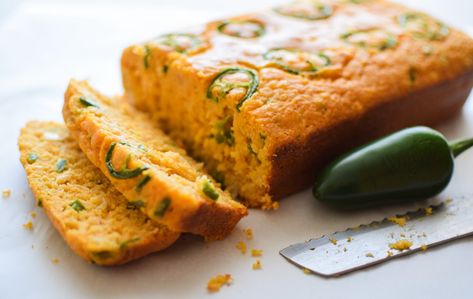 Jalapeño & Pineapple Cornbread Pineapple Cornbread, Jalapeño Pineapple, Corn And Quinoa, Jalapeño Bread, Milk Mustache, Today Recipes, Pan Cornbread, Jalapeño Cornbread, Bread Dinner