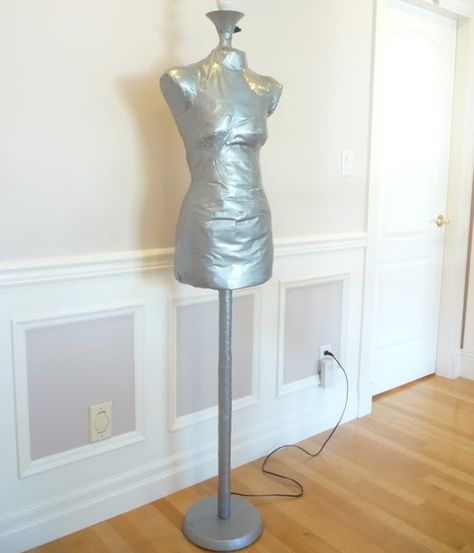 Dress Form Stand, Diy Dress Form, Duct Tape Dress, Mannequin Diy, Sewing Dress Form, Dress Sketch, Make A Dress, Dress Form Mannequin, Hanger Diy