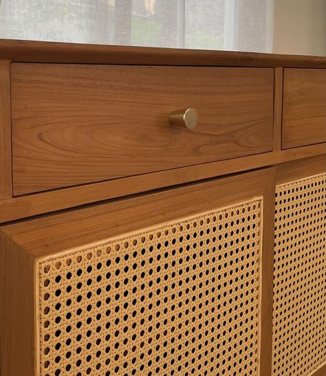 Teak wood sideboard with rattan : Sideboard cabinet ready to send. Beautiful, rectangular design. Comes with 4 drawers and a large opening to close. Simple cabinet japandi style can add cozy and lovely to the area in the house. • Material: Teak wood • Dimension : 180x45xH80 cm. For moving, we suggest lifting. No dragging. (Products do not need to be assembled) The benefits we offer to clients 1. Free design assistance 2. High quality production and legal materials 3. We offer internation... Cane Sideboard, Natural Wood Stain, Rattan Drawers, Simple Cabinet, Rattan Sideboard, Cabinet Buffet, East Java, Japandi Style, Paint Colour