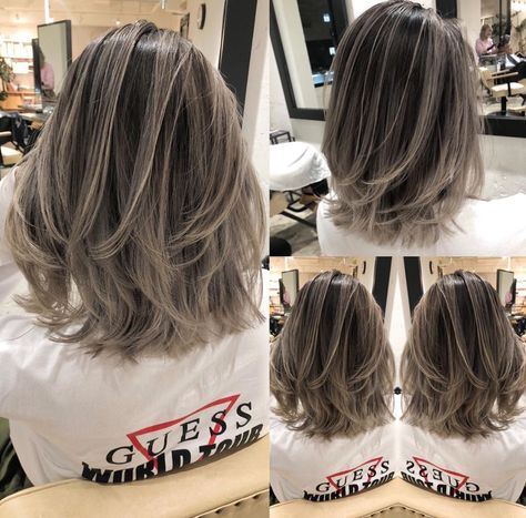 Hair Color Ideas Ash Gray, Highlights Ash Gray, Highlight Ash Grey, Balaye Hair, Japanese Hair Color, Highlight Hair Color, Mid Length Thick Hair, Highlights Short Hair, Beige Hair