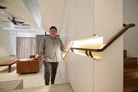 Creating elder-friendly spaces: Couple installed continuous handrail, home lift in three-storey house, Home & Design News & Top Stories - The Straits Times Elder Home Design, Elder Friendly Home, Elderly Interior Design, Elderly Friendly Home, Elderly Friendly Design, Elderly Furniture Design, Universal Design Homes, Elderly Bedroom Design, Elderly House Design