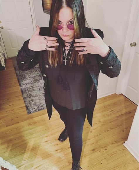 Ozzy Osbourne Costume Halloween, Ozzy Osbourne Costume, Diy Halloween Costume, Ozzy Osbourne, Diy Halloween, Dia De Muertos, Costumes For Women, Costume Ideas, Halloween Diy