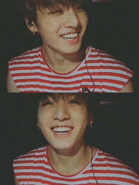 Jungkook sonriendo  #BTS Memes Bts, Foto Jungkook, Bts Jungkook, Jeon Jungkook, Boy Groups, Universe, Bts, Memes