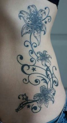 Swirly Flower Tattoo, Water Lilies Tattoo, Tiger Lily Tattoo, Water Lily Tattoo, Water Lily Tattoos, Pet Tattoos, Lillies Tattoo, Jagua Henna, Funky Tattoos