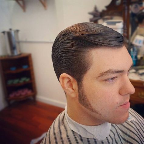 Slick with Lamb Chops Sideburn Styles, Slick Hair, Classic Hair, Teddy Boys, Face Face, Bear Animal, Short Men Fashion, Best Haircuts, Men's Haircuts